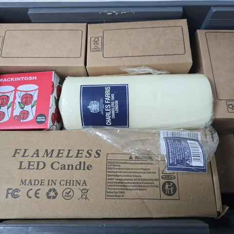 APPROXIMATELY 15 ASSORTED HOUSEHOLD ITEMS TO INCLUDE MACKINTOSH SALT & PEPPER SHAKERS, FLAMELESS LED CANDLE, CHARLES FARRIS, PAXTON FOBS, ETC