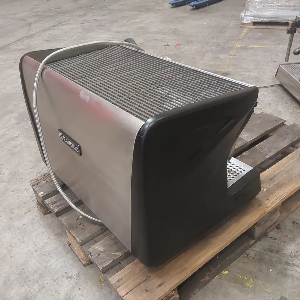 RANCILIO CLASSE 7 COMMERCIAL 2 GROUP COFFEE MACHINE