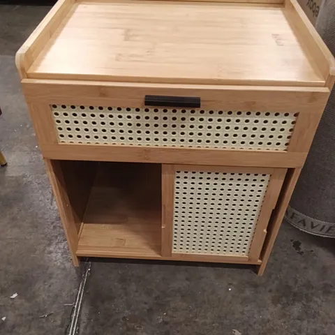 SMALL WOODEN NIGHT STAND