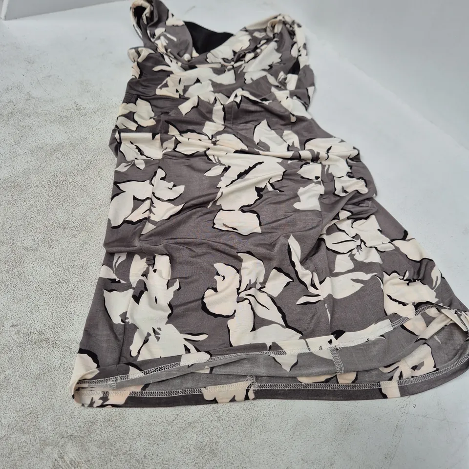 KLASS. DRESS WITH RHINESTONE BROOCH – BLACK/CREAM ABSTRACT PRINT, UK SIZE 14