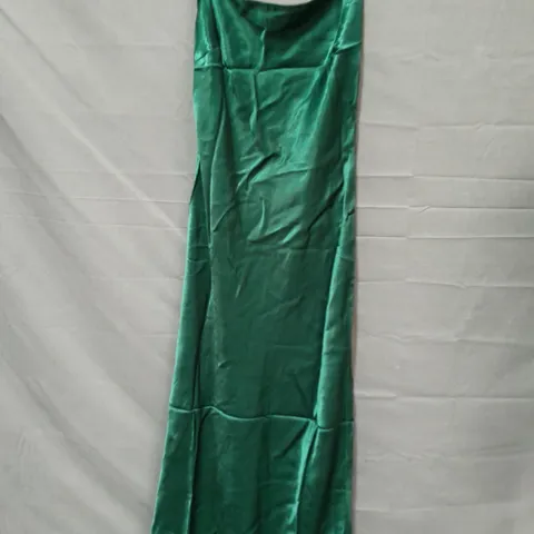 WHITE FOX GOOD TO ME MAXI DRESS IN EMERALD GREEN - S