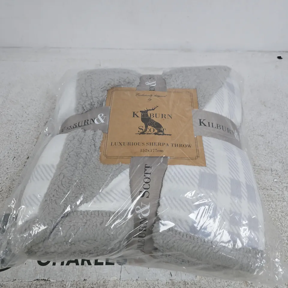 KILBURN & SCOTT LUXURIOUS SHERPA THROW – 152X177CM
