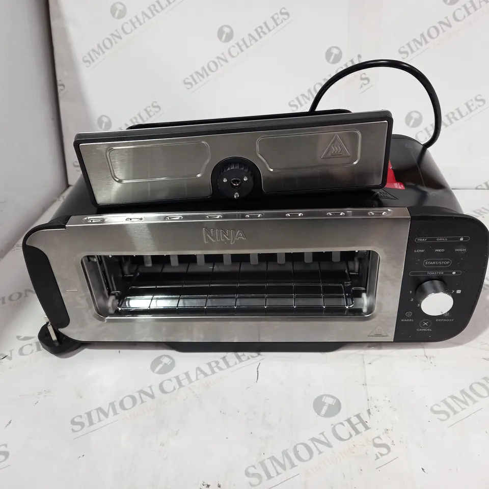 BOXED NINJA 2-IN-1 TOASTER & GRILL ST100UK