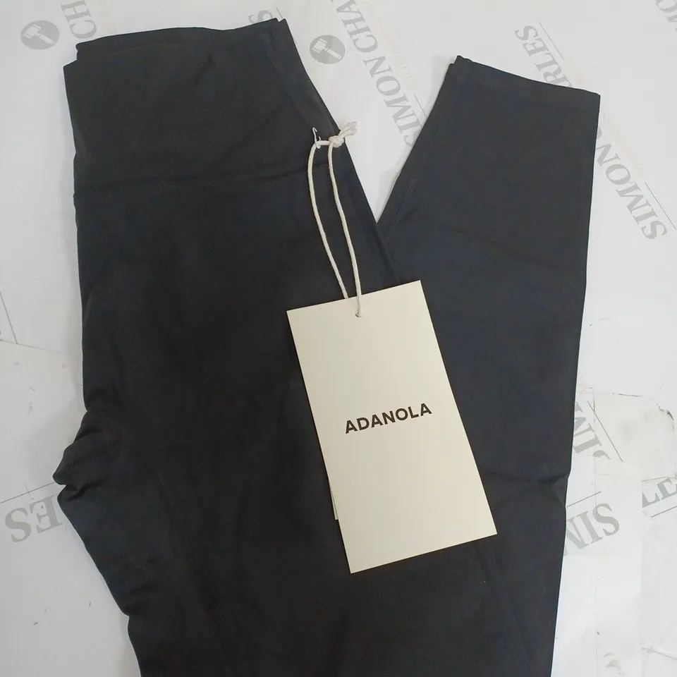 ADANOLA BLACK LEGGINGS SIZE M
