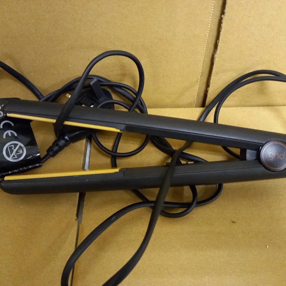 GHD HAIR STRAIGHTENERS