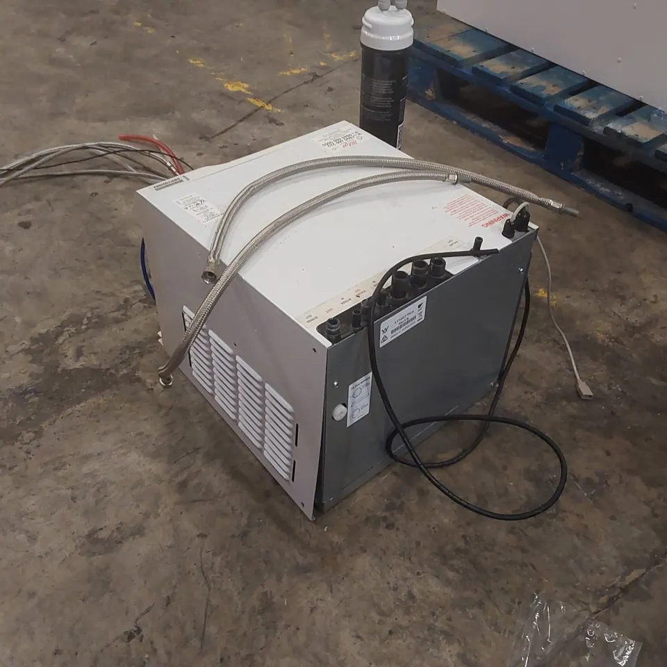 ZIP HYDROTAP AV160/175G4 BOILING CHILLED TAP