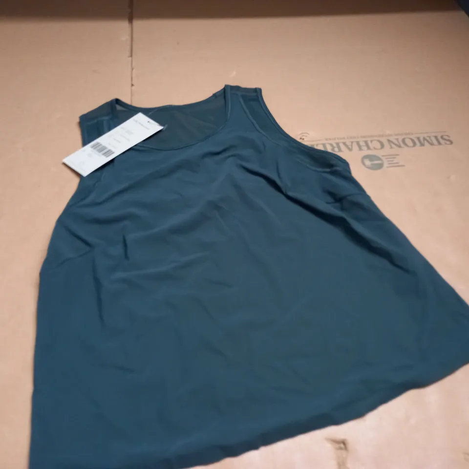 SWEATY BETTY SWIFTY WORKOUT TANK IN GREEN - XXS