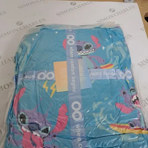 00 ADULT TROPICAL STITCH OODIE THROW 