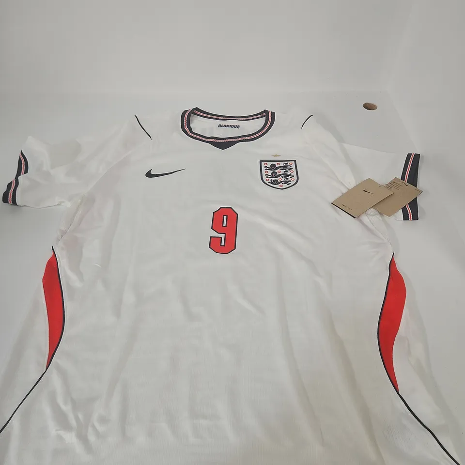 NIKE ENGLAND NATIONAL TEAM FOOTBALL SHIRT – MENS, UK L - NUMBER 9 ONEIL