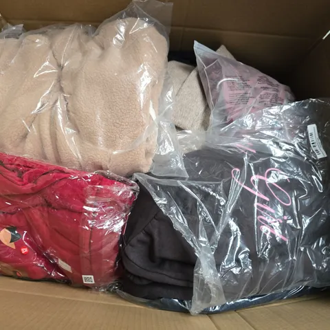 APPROXIMATELY 25 ASSORTED CLOTHING AND FASHION PRODUCTS IN VARIOUS STYLES AND SIZES - COLLECTION ONLY