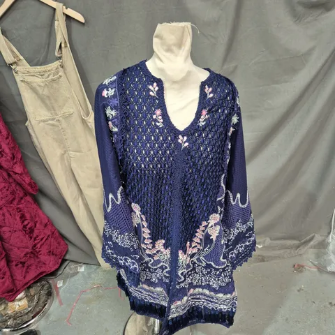 SUFFUSE NAVY LACE EMBROIDERED TUNIC – WOMEN'S, MEDIUM