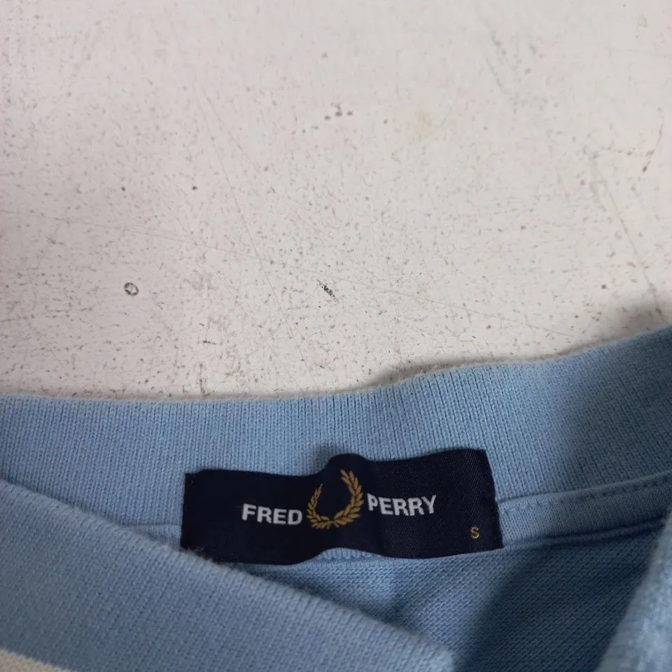FRED PERRY POLO SHIRT – SKY BLUE, UK SIZE S