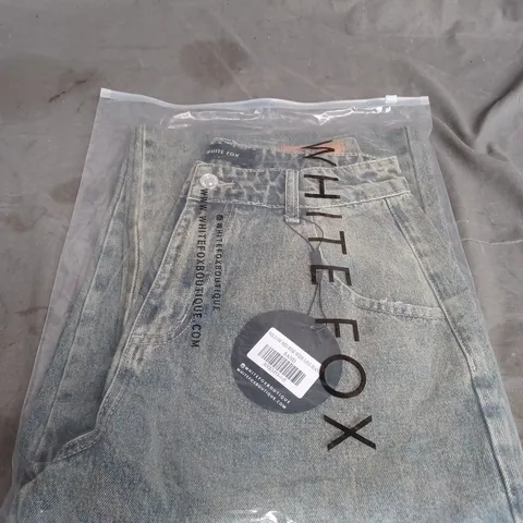 WHITE FOX WILLOW MID RISE WIDE LEG JEANS SIZE S 