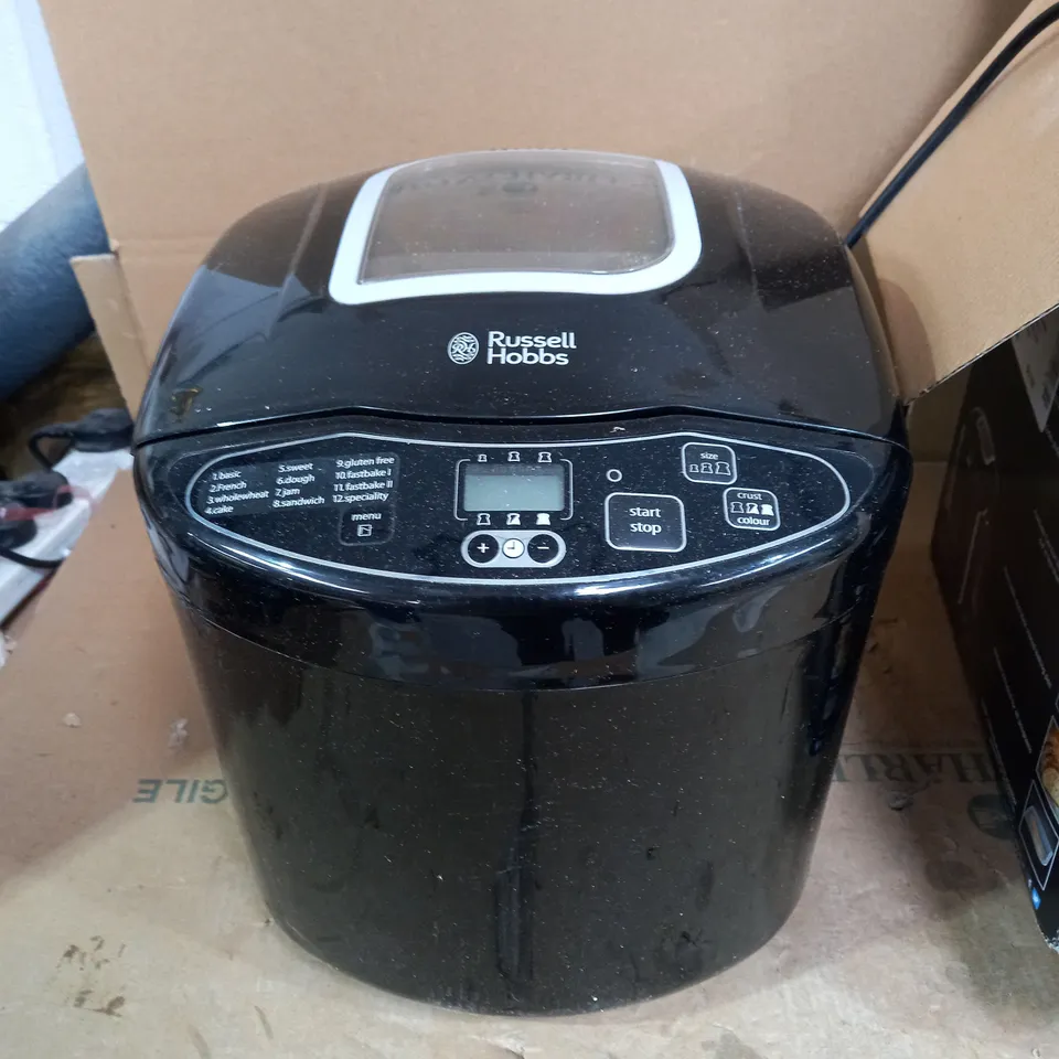 RUSSELL HOBBS COMPACT FAST BREADMAKER