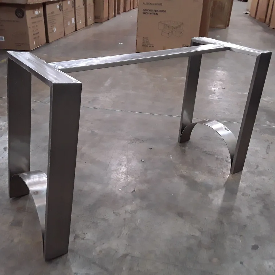 METAL TABLE FRAME 