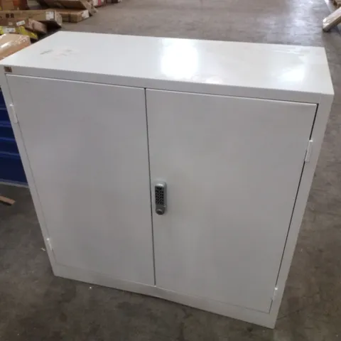 STORAGE CABINET WITH ELECTRONIC LOCK SAFE 1000X1000X400 MM, WHITE