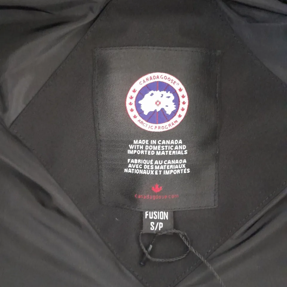 CANADA GOOSE ARCTIC PROGAM GILET IN BLACK - SMALL