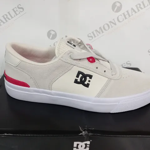 BOXED DC TEKNICS TRAINERS - SIZE 9