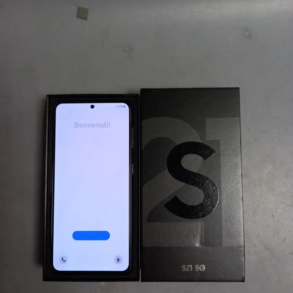 BOXED SAMSUNG GALAXY S21 IN MIDNIGHT BLACK