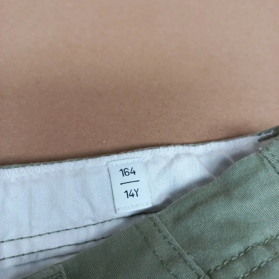 JACK & JONES OLIVE GREEN CARGO TROUSERS – YOUTH/TEEN, 164 CM / 14Y