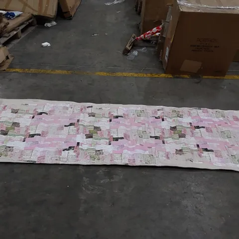 CRAFT HALI RUNNER RUG - PINK // SIZE: 80 X 300cm