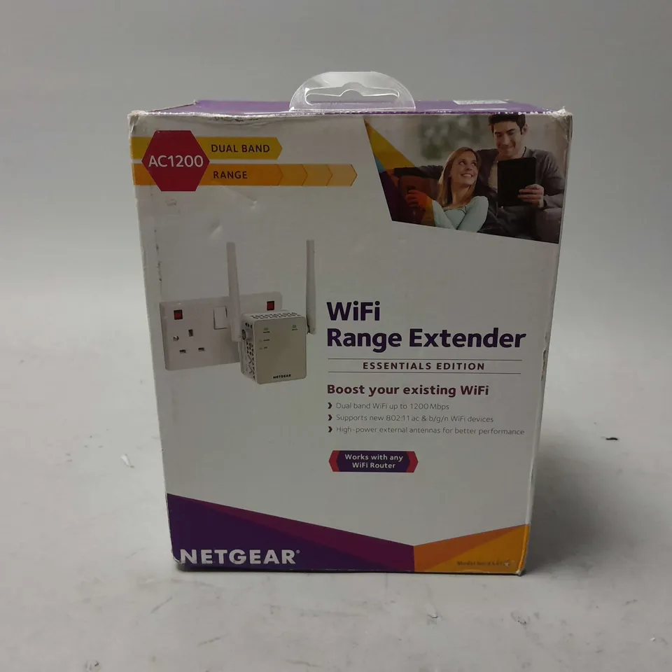 BOXED NETGEAR AC1200 DUAL BAND WIFI RANGE EXTENDER