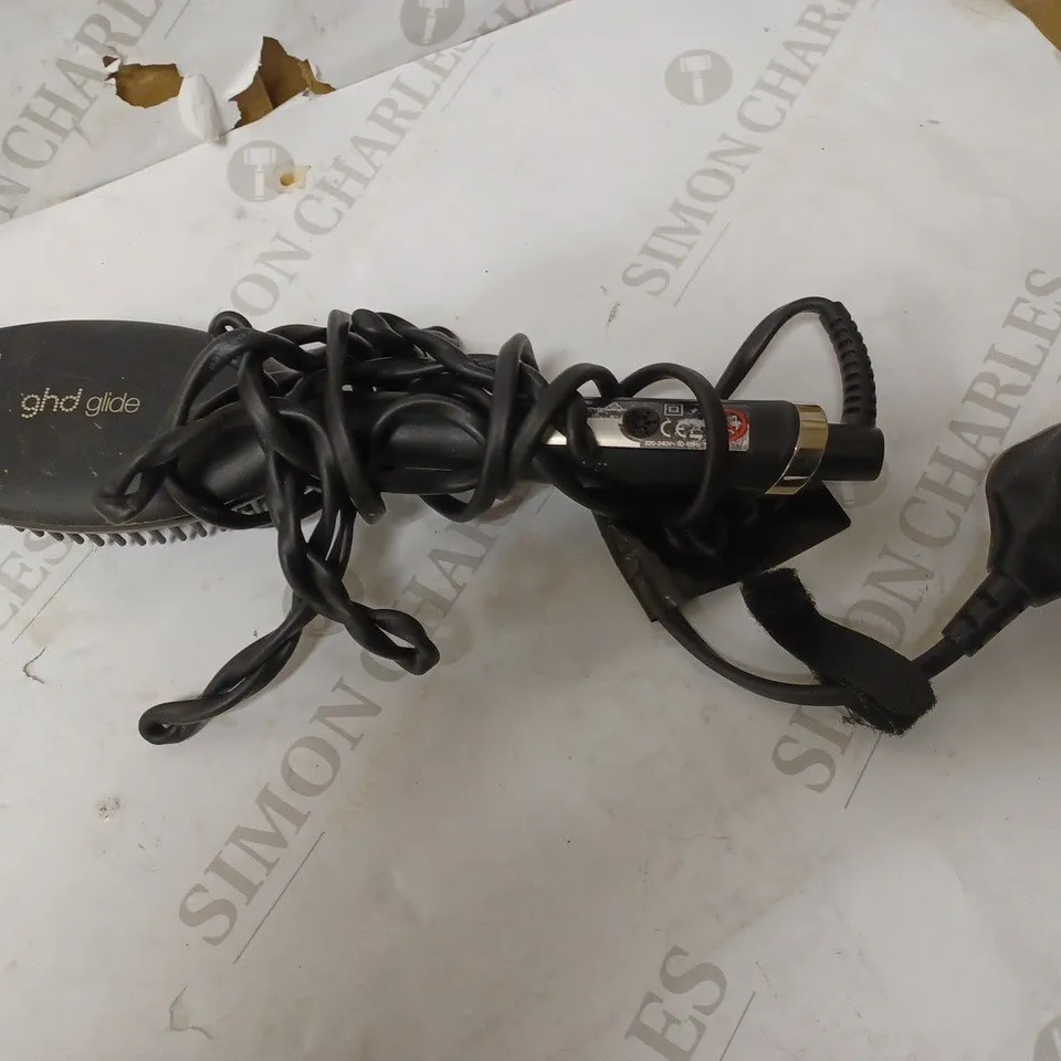 GHD GLIDE PROFESSIONAL HOT BRUSH STYLER