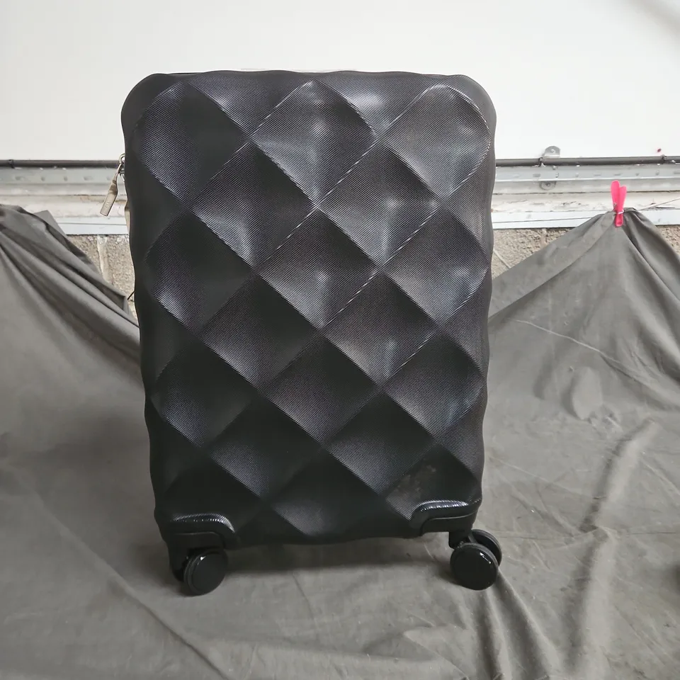 BRITISH TRAVELLER 20\" BLACK SUITCASE WITH FOUR SPINNER WHEELS