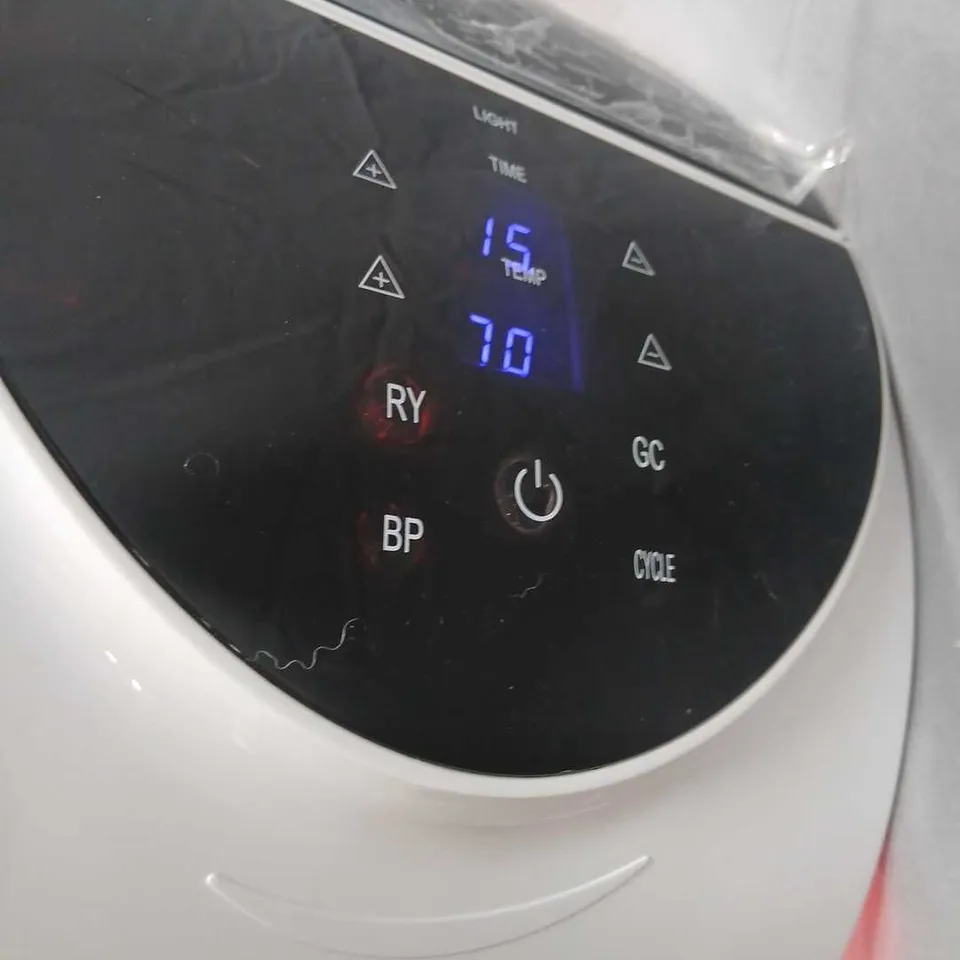 OPATRA LONDON LED LIGHT THERAPY FACIAL DEVICE WITH ALUMINIUM TRAVEL CASE