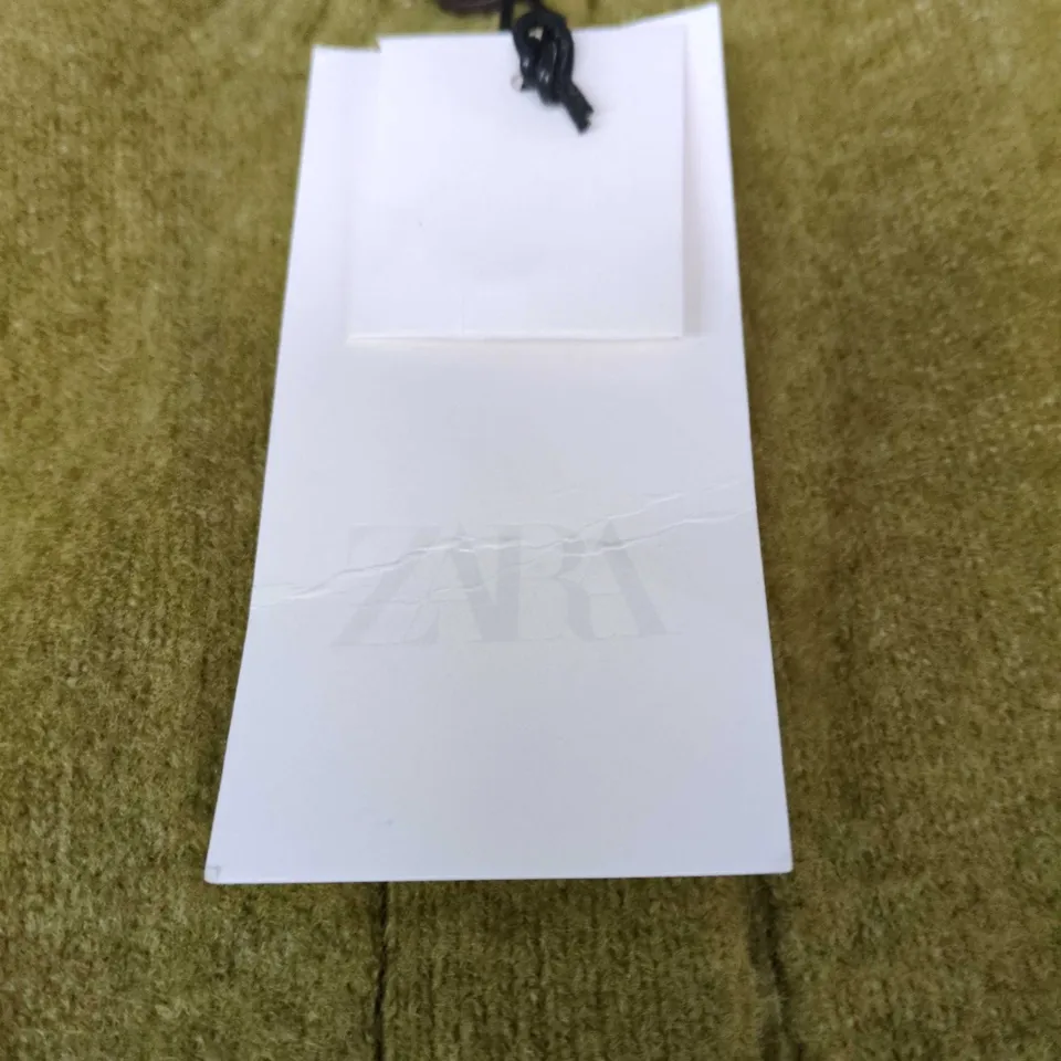 ZARA OLIVE KNIT CARDIGAN, UK SIZE XL, WOMEN'S – 3-BUTTON PLACKET