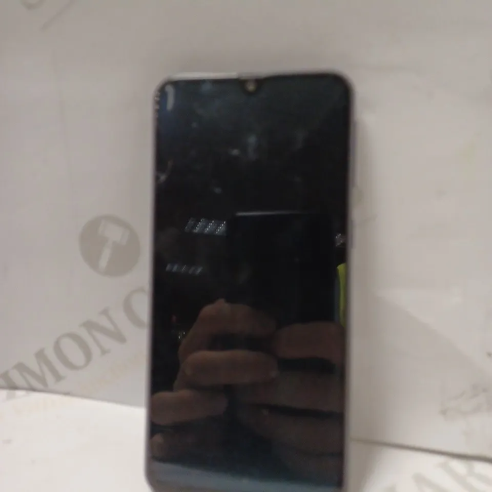 SAMSUNG GALAXY A40