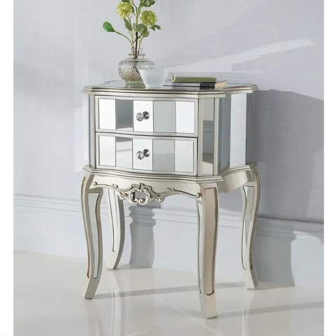BRAND NEW HOMESDIRECT365 52CM W MANUFACTURED WOOD BEDSIDE TABLE