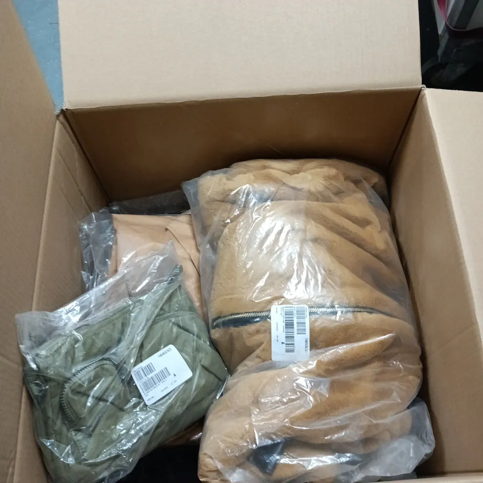 BOX OF APPROXIMATELY 10 ASSORTED CLOTHING ITEMS IN VARIOUS STYLES , COLOURS AND SIZES