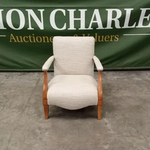 QUALITY DESIGNER FABRIC ACCENT CHAIR