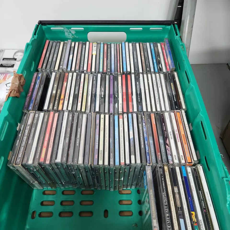 A VERY LARGE QUANTITY OF CDs FROM 80s / 90s /2000s