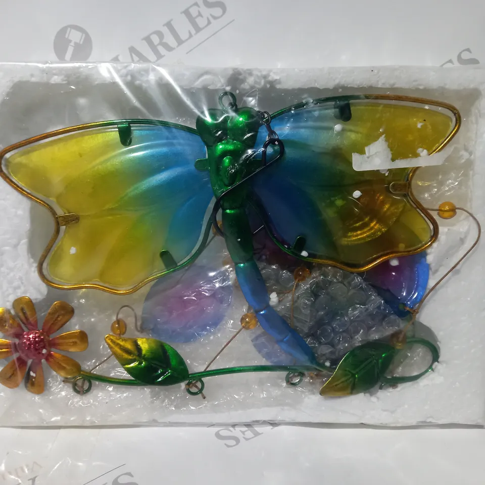 GARDEN REFLECTIONS BUTTERFLY WINDCHIME IN GREEN/BLUE/YELLOW