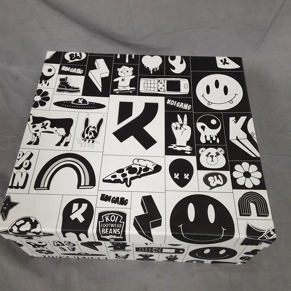 BOXED KOI TEDDY SURA BLUE VILUN PLATFORM TRAINERS - UK4