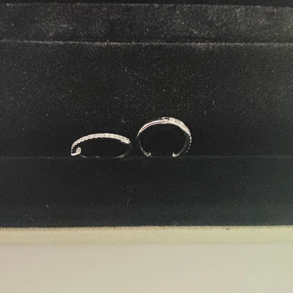 18CT WHITE GOLD HUGGY EARRINGS SET WITH NATURAL DIAMONDS
