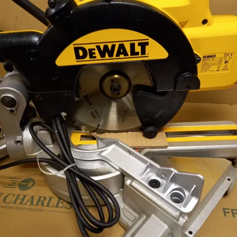 DEWALT DWS774 216MM XPS SLIDE MITRE SAW 