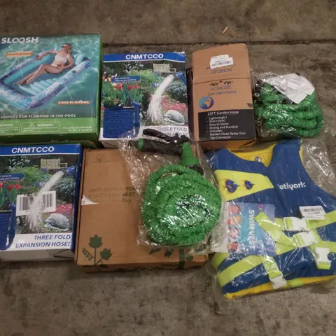 PALLET CONTAINING GARDEN HOSES & INFLATABLES