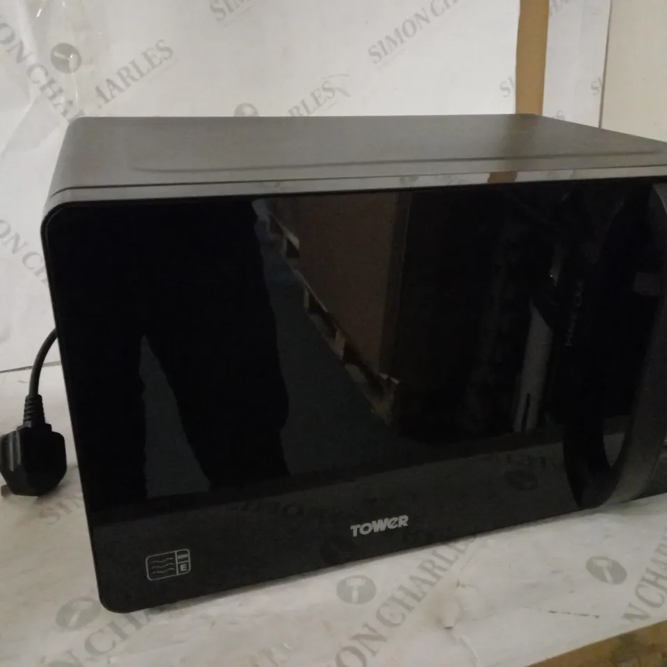 TOWER GLITZ T24021BS DIGITAL MICROWAVE