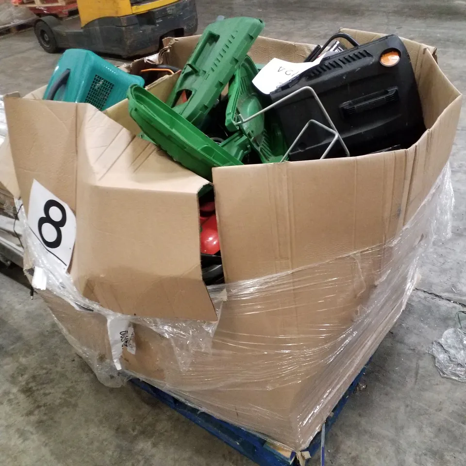 PALLET CONTAINING ASSORTED LAWNMOWERS & PARTS