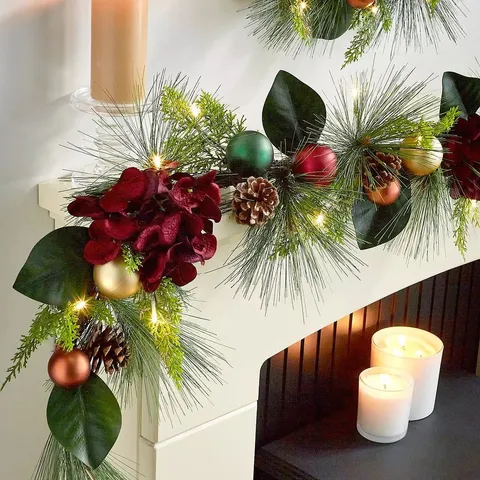 RED HYDRANGEA PRE-LIT CHRISTMAS GARLAND