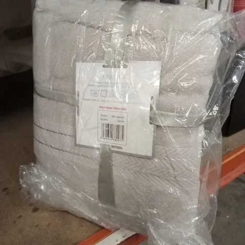 BAGGED AZZORO TORONTO 10pc BALE SET