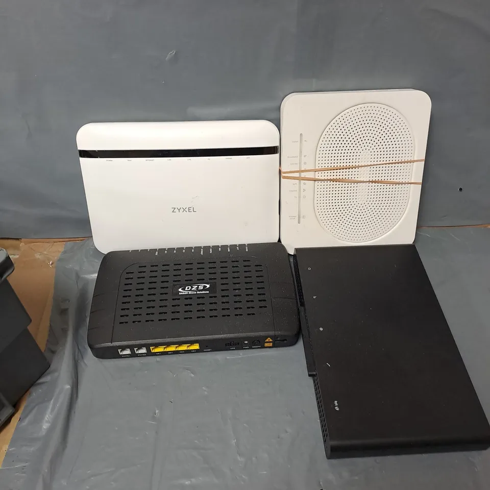 APPROXIMATELY 7 ASSORTED ROUTERS TO INCLUDE ZYXEL, TECHNICOLOUR, DZS, ETC