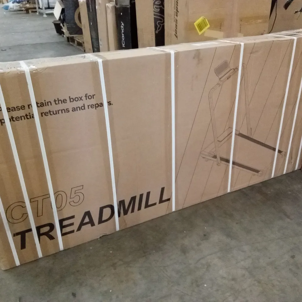 BOXED CT05 TREADMILL