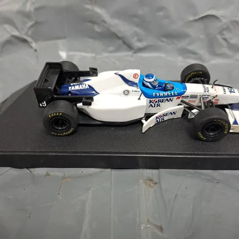 FORMULA ONE TYRRELL YAMAHA 1995 MODEL (1:43 SCALE) - UKYO KATAYAMA