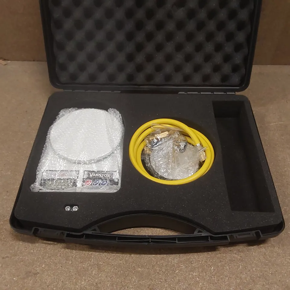 VANSTOX HYDROCARBON CHARGING KIT
