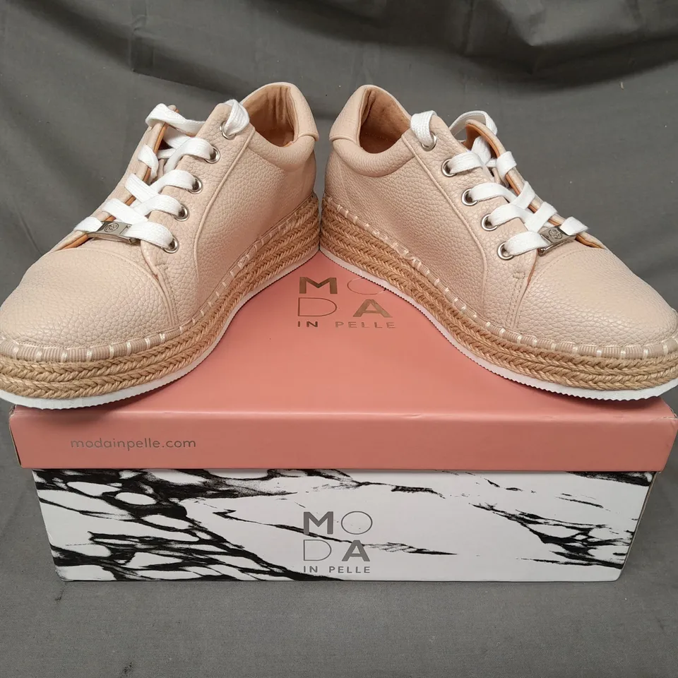 BOXED PAIR OF MODA IN PELLE MINI WEDGE WOVEN SOLE TRAINERS IN BEIGE EU SIZE 37