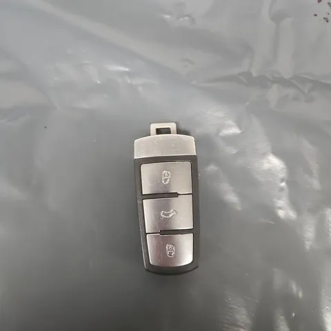 Volkswagen car key fob – flip style with three buttons